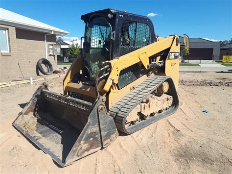 cat 239d skid steer specs